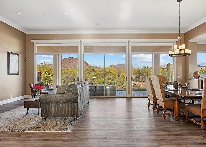 Pinnacle Peak Estate *