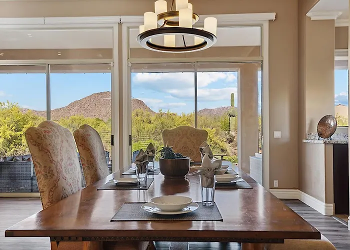 Pinnacle Peak Estate